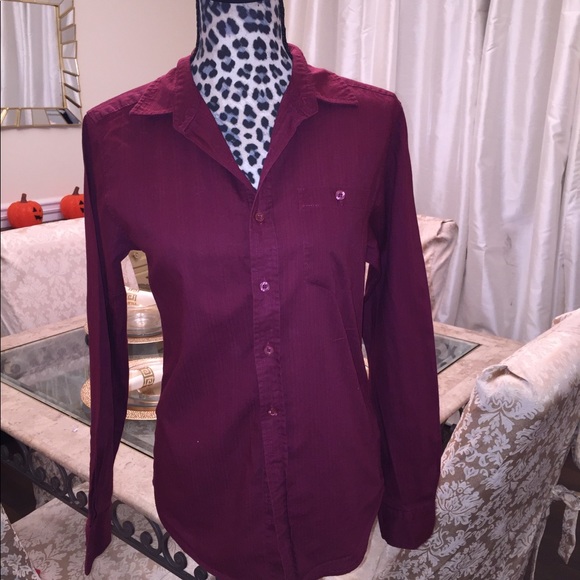 Men’s Rue 21 button down small- Cart A - Picture 2 of 4